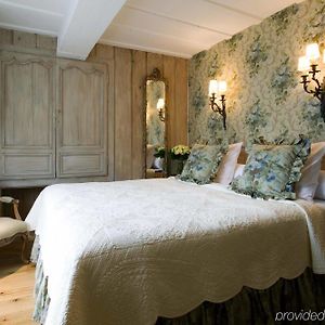 Kamer met een King Size Bed